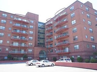 100 W Squantum St APT 307, Quincy, MA 02171
