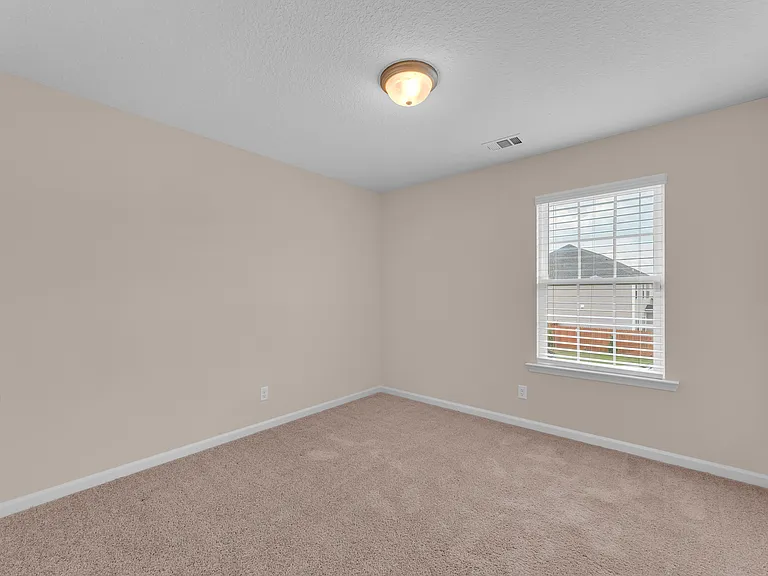 139 W West Winn Ave — Photo 24
