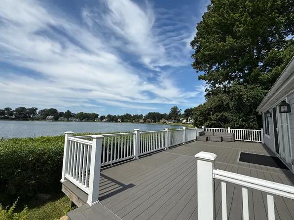 169 E Shore Rd, Halesite, NY 11743