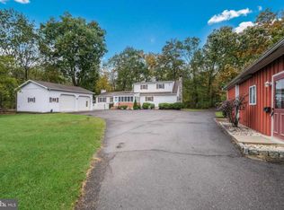 460 Ridge Rd, Telford, PA 18969