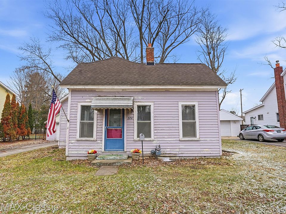 1st image of 226 Franklin St