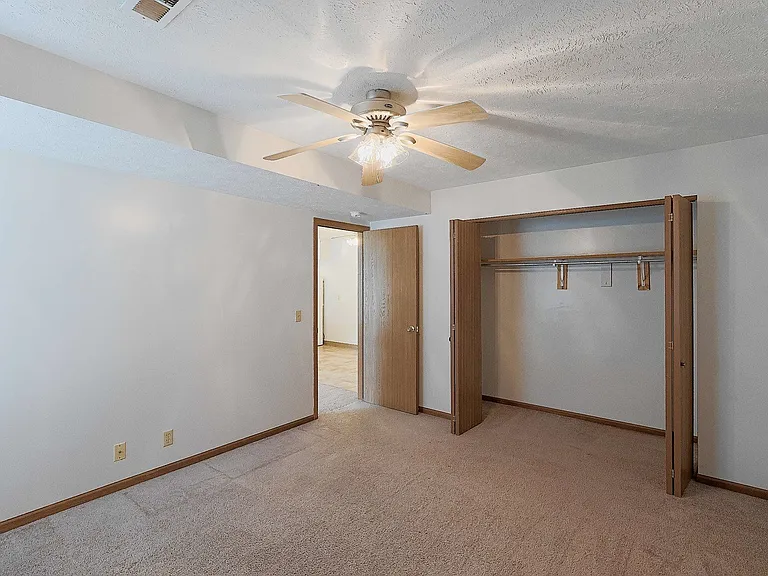 2221 S Street — Photo 19
