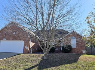 3020 W Grandview St, Springfield, MO 65803