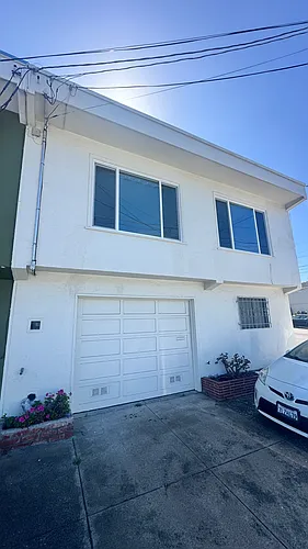 2652 Quintara St Photo 1