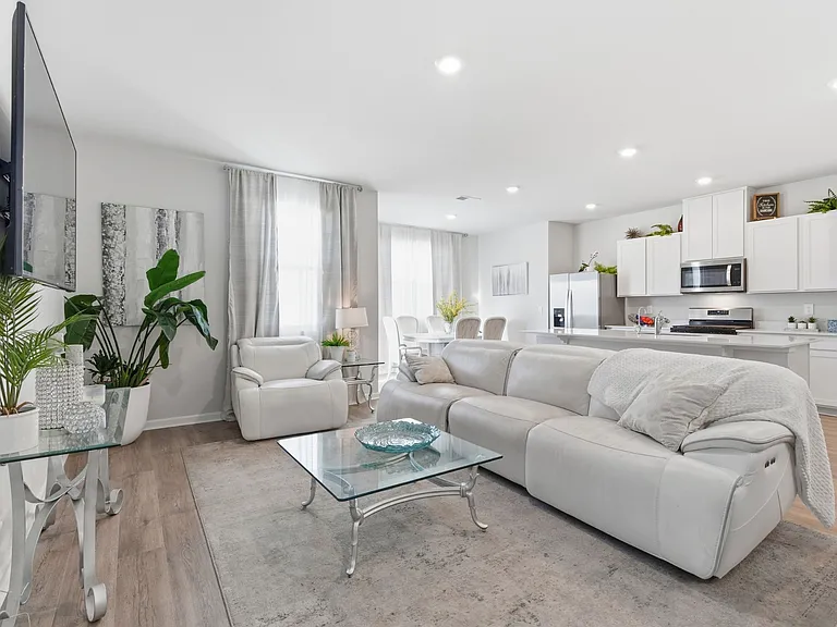 5026 Benelli Dr — Photo 10