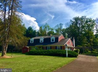 6438 Fawn Ln, New Hope, PA 18938