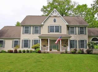 7 Curtis Trl, Martinsville, NJ 08836