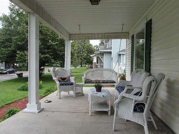 2nd image of 323 N Main St