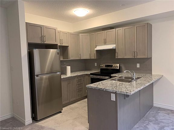 3rd image of 445 Ontario St N #126