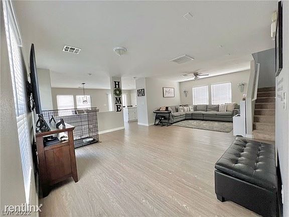 3rd image of 3149 Spring City Ave