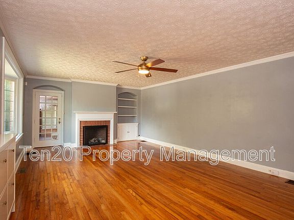 4th image of 1708 Slade Dr