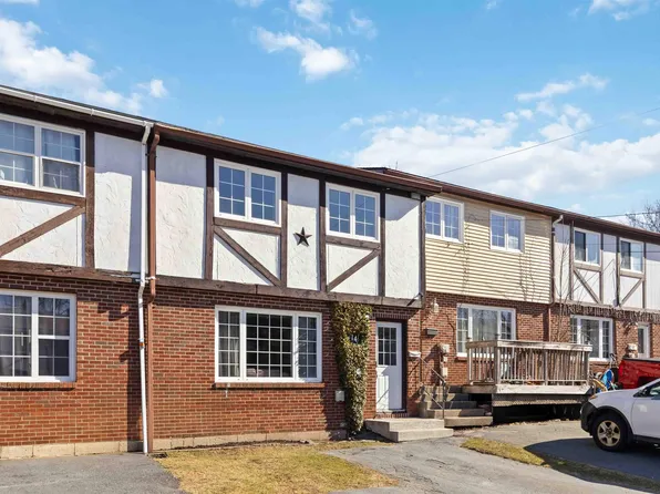14 Matador Ct, Halifax, NS B4C 3G9