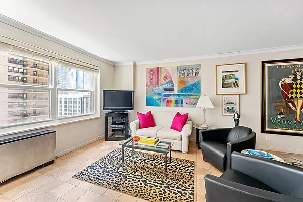 Sold by Compass | media 3