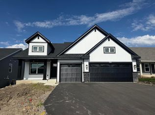 1905 Dogwood Ct, Carver, MN 55315