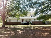 1st image of 600 Holland Hill Dr