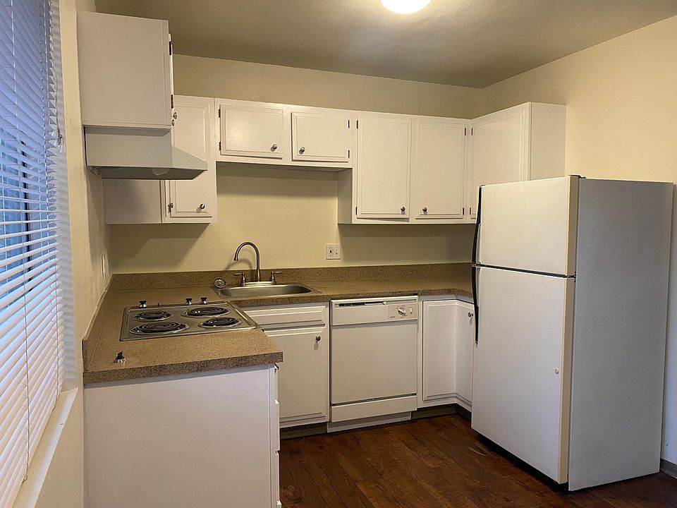 1st image of 100 N 8th Ave SW #4