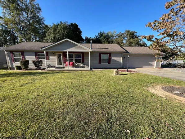 109 Valley View Ln, Fairmont, WV 26554