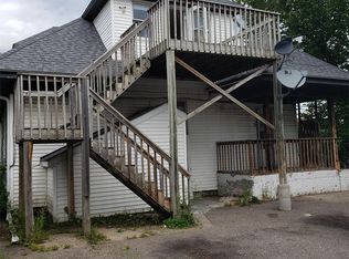 1056 3rd St E, Saint Paul, MN 55106