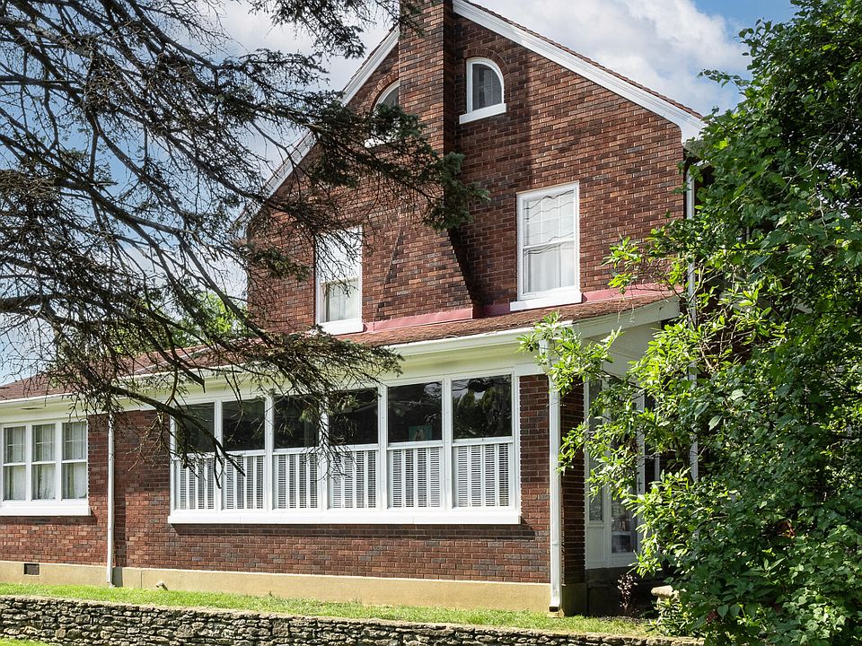 2188 Emerson Ave, Strathmoor Manor, KY 40205 Zillow