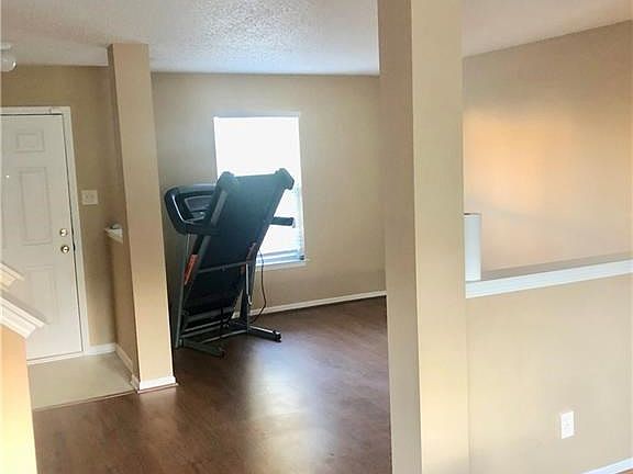 5th image of 6406 Nightshade Dr