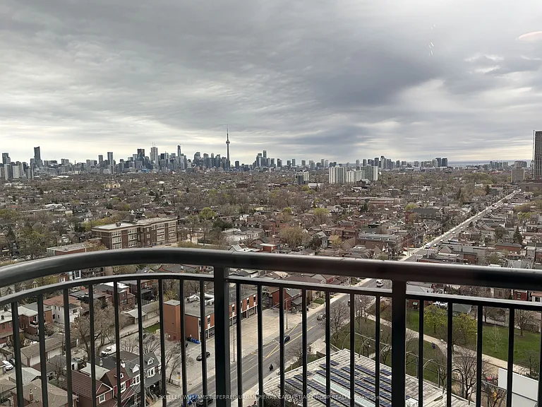 1185 Dupont St #1609 — Photo 16