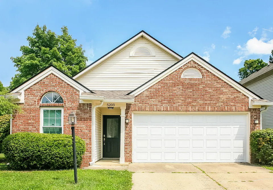 5203 Pin Oak Dr