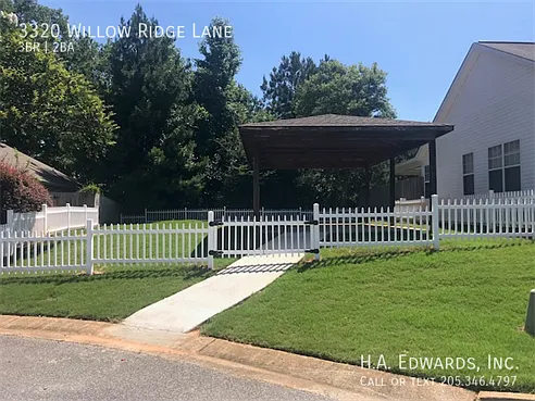 3320 Willow Ridge Ln — Photo 1