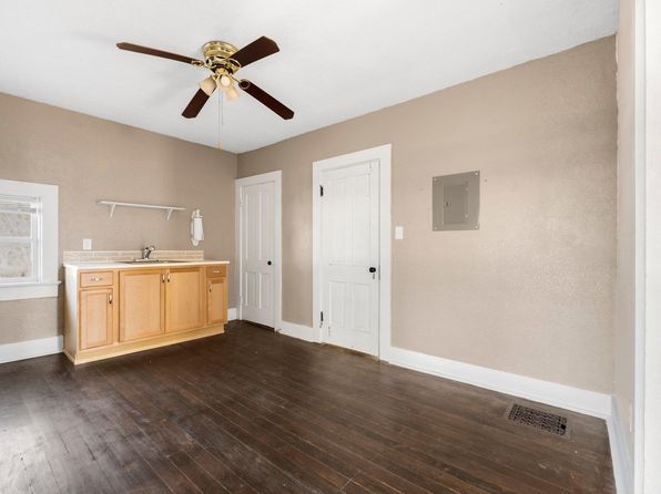 fort-wayne-indiana-73187529 picture