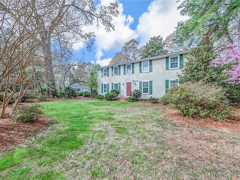 1st image of 2618 Woodford Ave