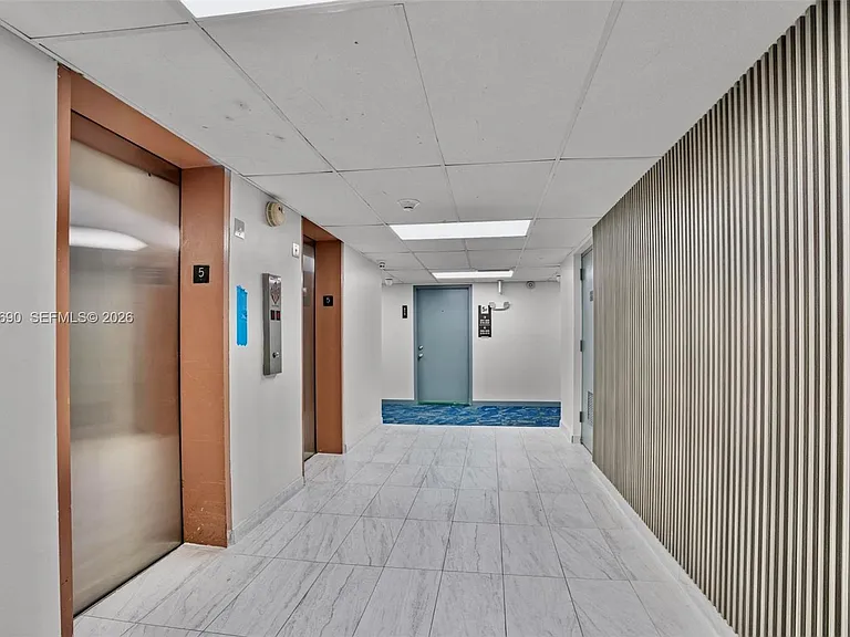501 Three Islands Blvd #518 — Photo 4