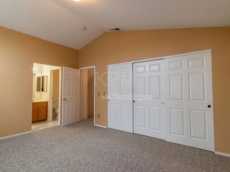 1106 Klemeyer Cir — Photo 22