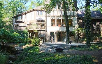 2nd image of 8556 Turnberry Ct