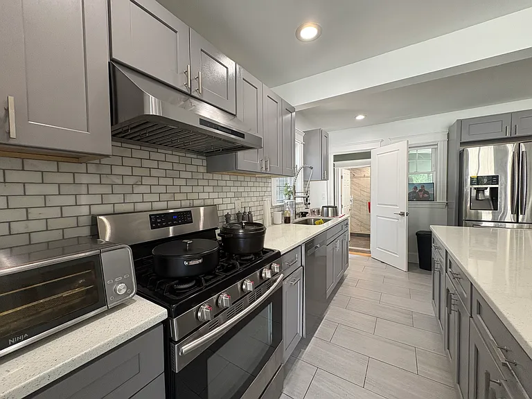 14 Fairview Rd — Photo 4