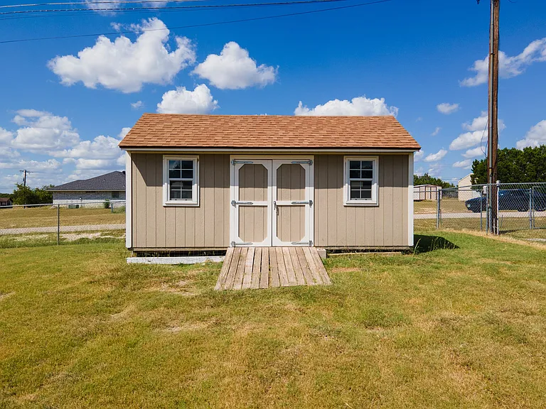 122 County Road 4936 — Photo 31