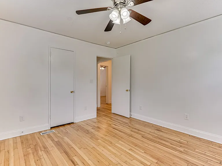 2446 Young Dr — Photo 19
