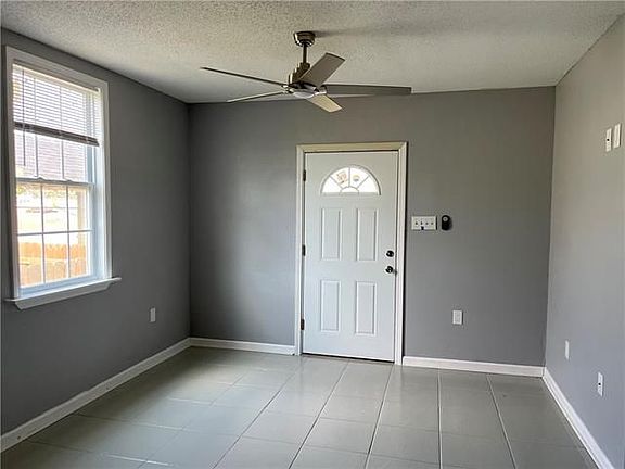5th image of 2842 Saint Anthony St