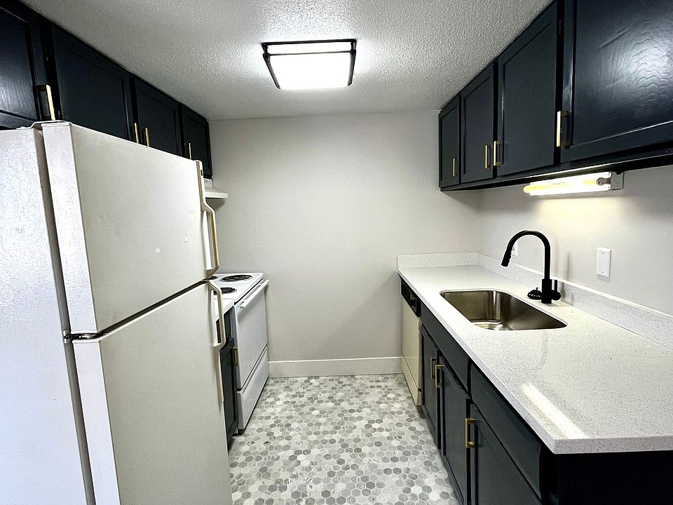 1st image of 3619 N 60th St #29