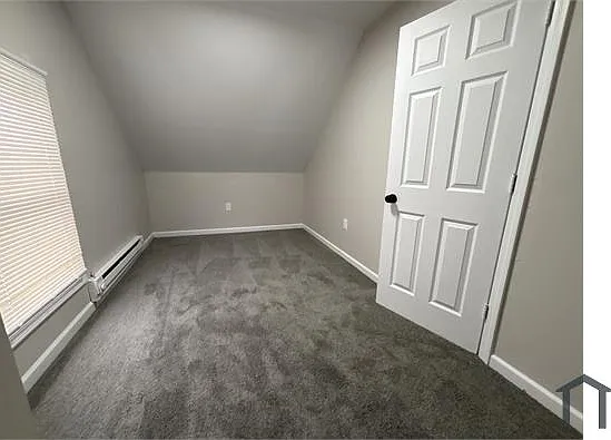 6 bed, $2,650 — Photo 3