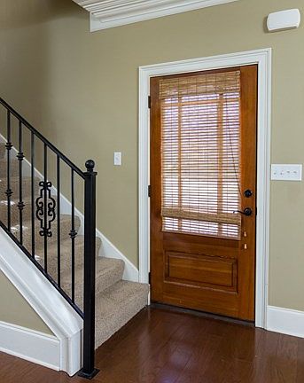 2nd image of 133 Falls Grove Dr