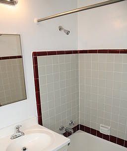 3rd image of 1411 T St APT 2