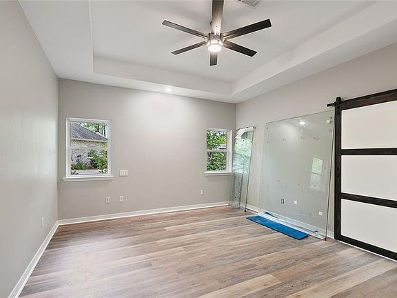 5th image of 383 Vireo Dr