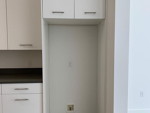 3rd image of 238 S Arroyo Pkwy Unit 308