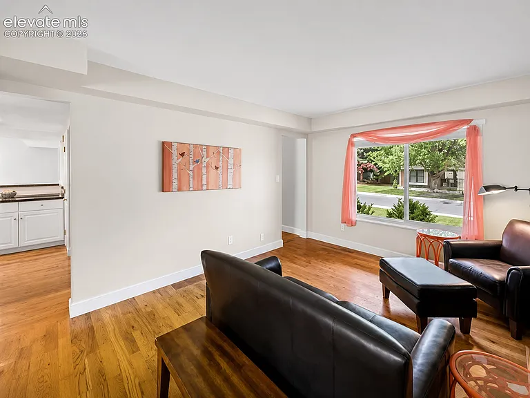 320 W Cheyenne Mountain Blvd — Photo 48