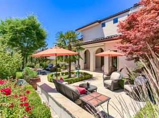 4816 Oakleaf Pass Dr, Medford, OR 97504