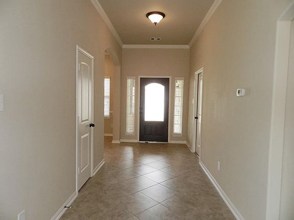 3rd image of 208 Spanish Dr