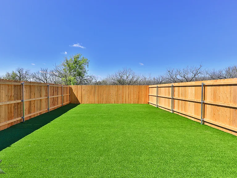 Southlake Villas — Photo 17