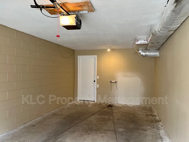 3805 Maquoketa Dr — Photo 23