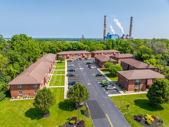 5th image of 1370 Ridgeway Ave #1390-A