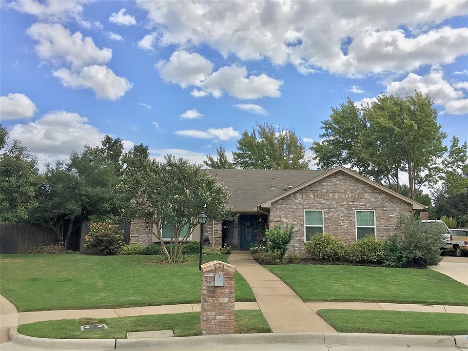 1st image of 705 Pryor Ct S