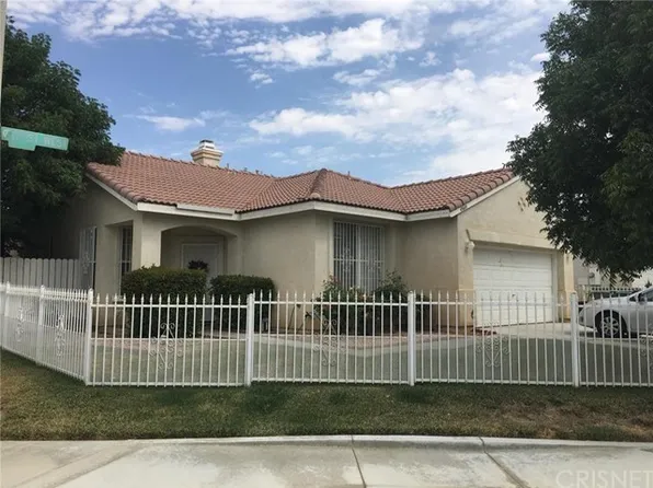 45649 17th St W, Lancaster, CA 93534